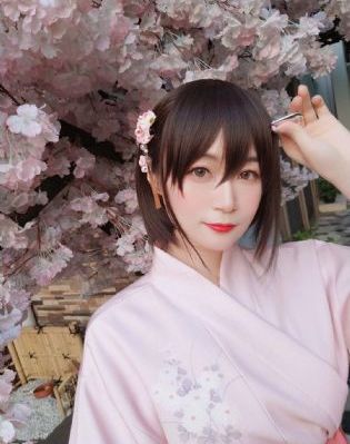 西班牙女郎完整版在线播放