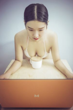 暖暖在线免费观看