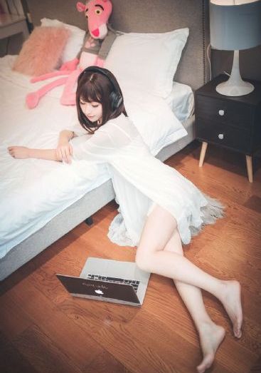 村长用力挺进她的花苞啥电视