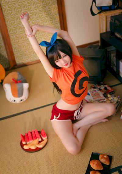 书房双乳晃动干柴烈火视频